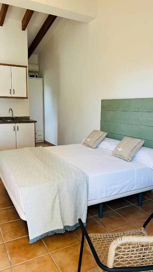 Apartments Es Clot Des Forn Es Pujols Eksteriør billede